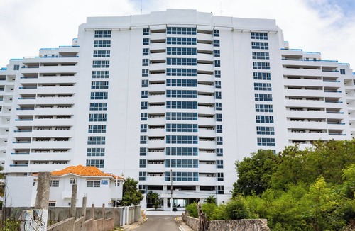 Juan Dolio - El Pueblo Apartment | Beachfront| 9thFloor|Priv.Parking|Full Kitchen