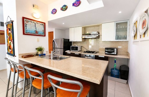 Juan Dolio - El Pueblo Apartment | Beachfront | Ocean View Balcony | Pool & Jacuzzi