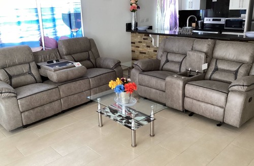 El Batey Condo | Beachfront Penthouse w/Elevator Exquisite Views 1 min walk to Beach/Restaurants