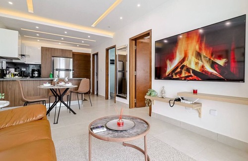 Evaristo Morales Apartment | Beautiful, City Center 1BR Condo, King Size Bed, Full AC, Fast Wi-Fi, Pool
