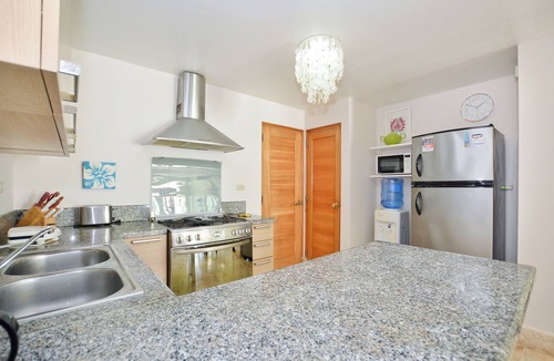 El Cortecito Condo | Beautiful well equipped condo steps from the beach, shopping and dining