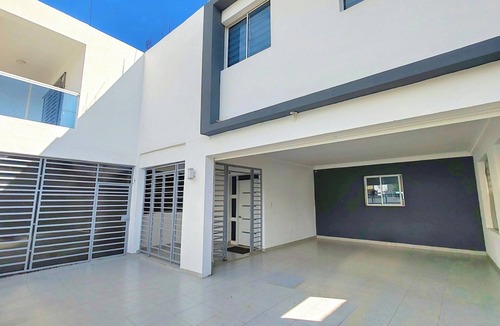 Santo Domingo Este Villa | Best Deal 8BR Villa SD - Pool, Whirlpool, BBQ, Daily Maid & Free Pickup