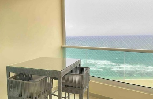 Villas Del Mar Apartment | 🏝Best View, Pool, Jacuzzi, Gym, WiFi, BBQ, Parking 🏝