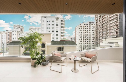Yolanda Morales Apartment | BlueMall Luxury Suites by Homeclub