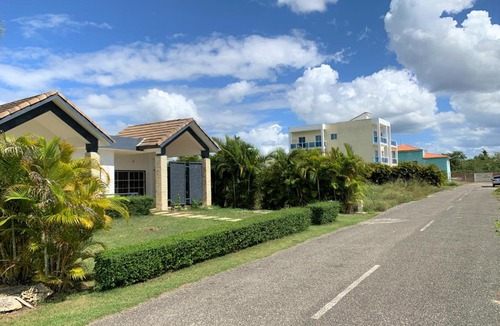 Reparto Ibarra House | BOCA CHICA BEAUTIFUL HOUSE FOR RENT IN RESIDENCIAL SUEÑO CARIBEÑO