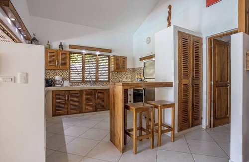 Las Terrenas Villa | C3/Villa with Private Pool 80m from Playa Ballenas – Starlink