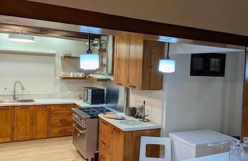 La Vega Province House | Canary Suite - Brisal Mountain Retreat