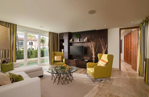 Yarary - Cap Cana Villa | Cap Canas most coveted villa with 8 bedrooms