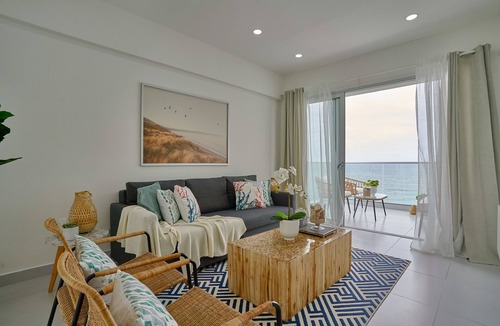 Juan Dolio - El Pueblo Apartment | Caribbean Sunrise View Beachfront Apartment