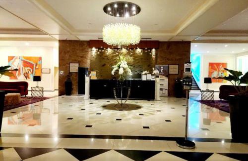 Pinagsama Apartment | Casa Antonio at Stamford McKinley Hill Unli Wi-Fi Near Piazza