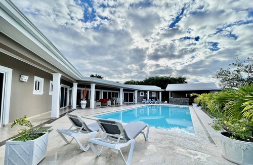 Cabarete Villa | CASA COCO-SALY Superior 3 Master @ Casa Linda