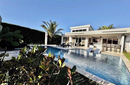 El Batey Villa | CASA COCO - TESORO Premium 3 Bedroom @ Casa Linda