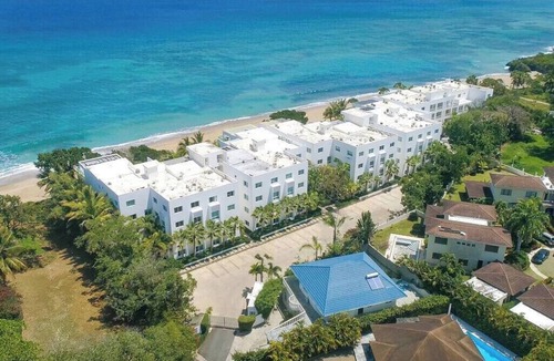 Sosua Villa | Casa Coral Sosua. Bright and Stylish Fun on the Beach!