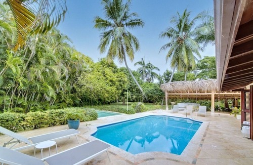 Los Limones Villa | Casa de Campo Los Limones Villa Chantal