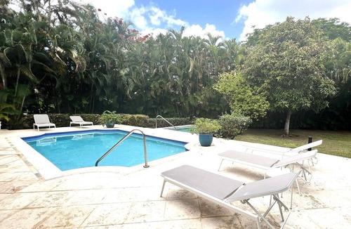 Los Limones Villa | Casa de Campo Los Limones Villa Chantal