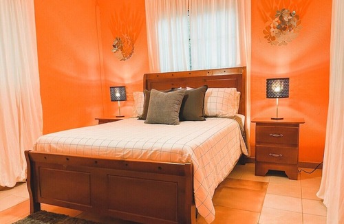 Jarabacoa Cottage | Casa del Arroyo · Rustic Creek House + Fireplace + BBQ