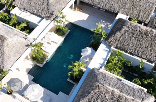 Los Naranjos Villa | Casa Edén by Luxe Haus™ – Butlered Villa, Staff, Pool, Jacuzzi, Golf Carts