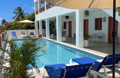 Las Galeras Villa | Casa flor - 16 pax, vista al mar, 2 min de la playa