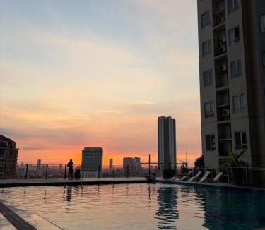 South Triangle Hotel | Casa Hiraya