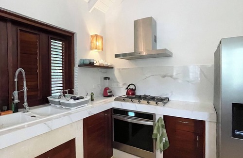 Las Terrenas Villa | CASA ISLA, 3 Bed Lux Villa w/Private Pool -2 minute walk to stunning beach!