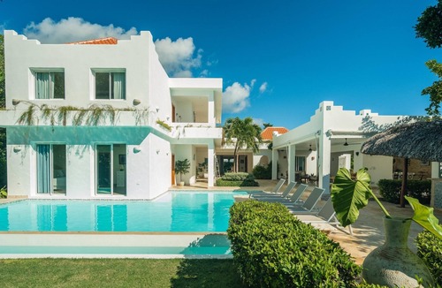 Punta Cana Villa | Casa Maroc - 6BDR in golf & beach resort w/breakfast chef, butler & golf cart