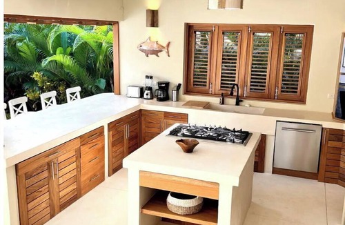 Las Terrenas Villa | Casa Ola, Lux 5 Bedrm, 5 Bath Villa, w' Private Pool, 2 min walk to Playa Coson