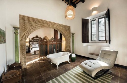 Ciudad Nueva Hotel | Casas del XVI
