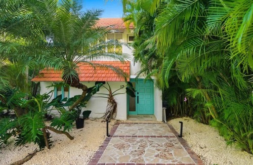 Casa de Campo House | Cassa Di Lucca, Theeth of the Dog's hidden gem