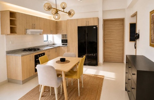 Ciudad Universitaria Apartment | Central location Close to Ocean King Bed