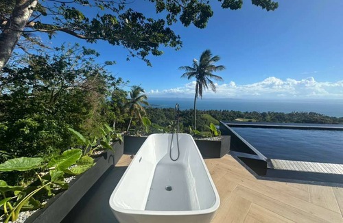 Samana Villa | Charming 1-bedroom with Ocean View - A God's View