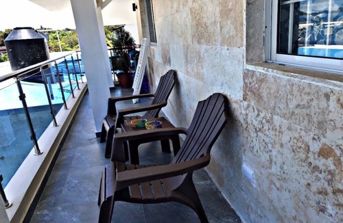 El Batey Apartment | Charming 1B Apt Walk to the Beaches & Main Street