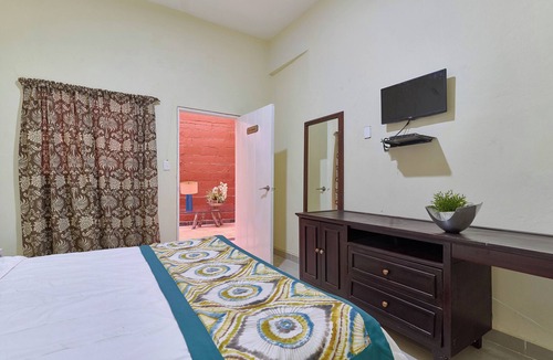 Zona Colonial Hotel | Charming 1BR Hotel Room in Historic Zona Colonial with WiFi and AC