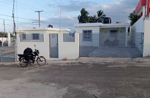 Nagua House | Charming 2-bedroom house with WiFi, AC, Gated Driveway "Private"