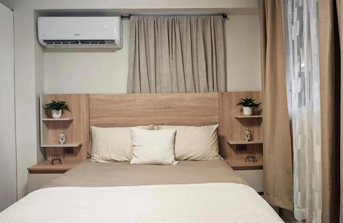 Yamasa Apartment | Charming studio apt-wifi-AC-Netflix-1 Bath-1 Bed