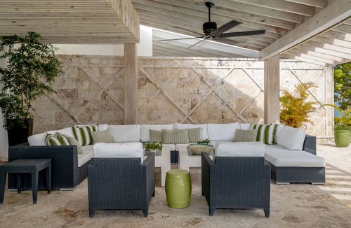 Barrio La Fortaleza Vieja Villa | Charming villa with pool, bbq and sea view.