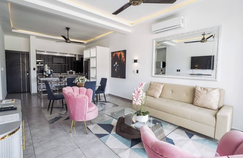 El Batey Apartment | Chic 1-bedroom apartment with AC and fitness room in vibrant Sosúa
