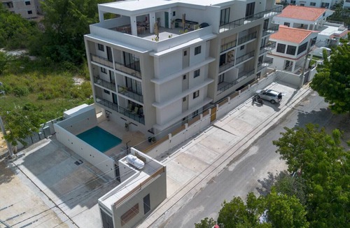 Los Melones Apartment | Chic Bayahibe 1BR Portofino Pool and BBQ Area