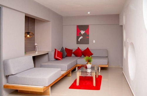 Villas Ana Maria House | Chica-friendly penthouse suite with pool/AC/WiFi/cable TV