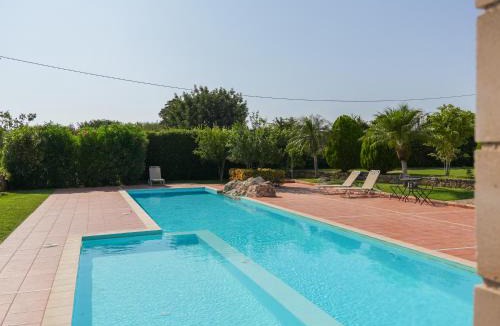 Sternes Apartment | Cisterna Apartment - Shared Pool