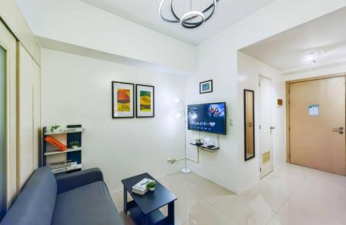 Barangka Ilaya Apartment | Citispace 1BR Condotel Suite at SM Light Residences #LT06A