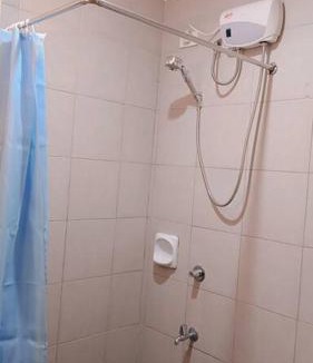 Pembo Apartment | Citispace 1BR Condotel Suite at Ridgewood Towers Near BGC Airport #RW05A
