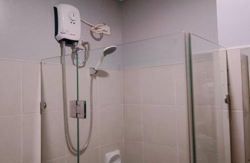 Pembo Apartment | Citispace 1BR Condotel Suite at Ridgewood Towers Near BGC Airport #RW10A