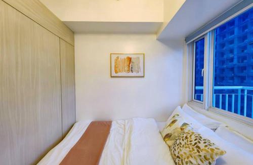 Barangka Ilaya Apartment | Citispace 1BR Condotel Suite at SM Light Residences #LT03A