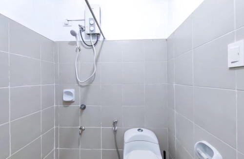 Pembo Apartment | Citispace 1BR Condotel Suite at Ridgewood Towers Near BGC Airport #RW04B