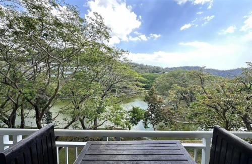 Nasugbu Apartment | Classy Pico De Loro Myna A 2BR Near Beach and Pool