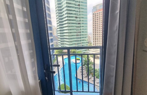 Legazpi Village House | Clean, Comfy and Convenient condo in Makati