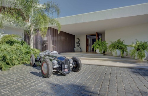 La Romana Villa | Clifftop Icon of Caribbean Luxury