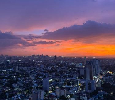 South Triangle Apartment | Cloud Serene Victoria de Morato