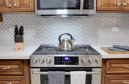 Pinar Quemado Apartment | Come to enjoy this fully renovaded 3-bedroom apartment full of amenities.