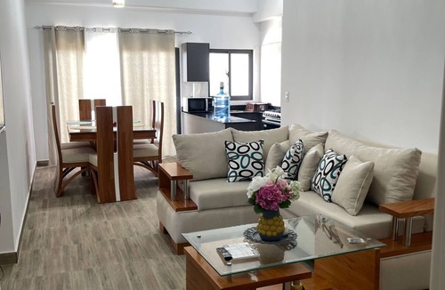 Santo Domingo Apartment | Comfortable apartment with ocean view, on España Avenue.